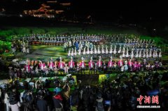 贵州黎平：“大鸾和鸣 天地交响”文化交流专场晚会精彩上演